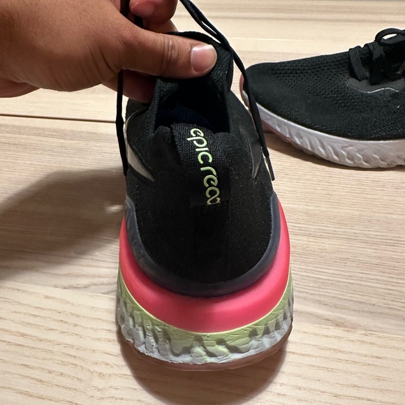 Men’s Nike Epic React Flyknit 2.0 - Picture 4 of 6